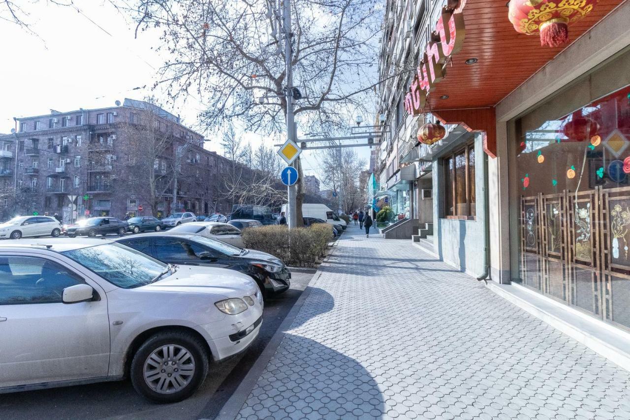 Stay Inn Apartments On 33 Sayat-Nova Avenue Yerevan Bagian luar foto